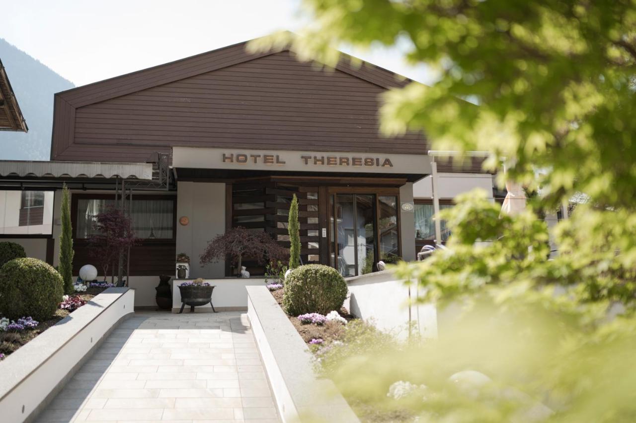 Hotel Theresia St. Leonhard in Passeier Exterior foto